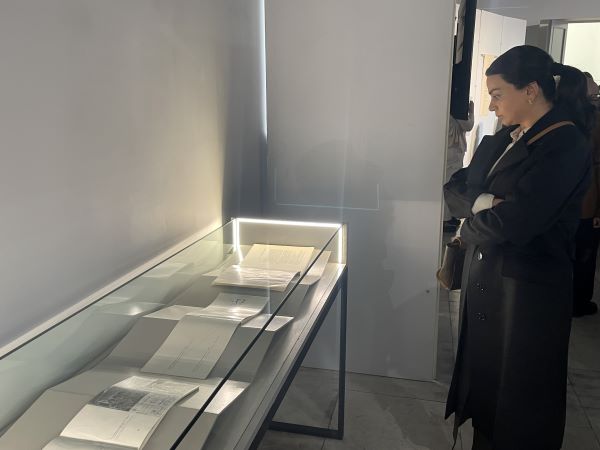 Martin-Miqaelyan-100-20-LN..jpg 300x400