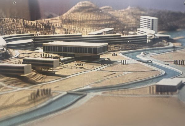 Martin-Miqaelyan-100-8-LN.jpg 300x400