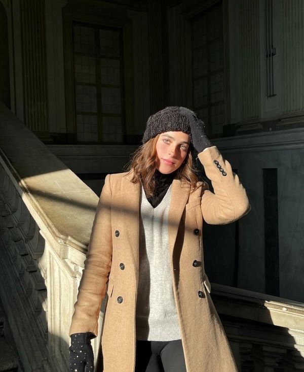 Miss-Universe-2025-12-LN.jpg 300x400