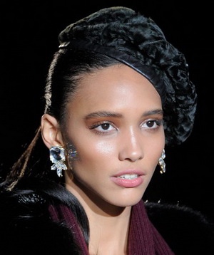 beret-6-2-LN.jpg 600x580