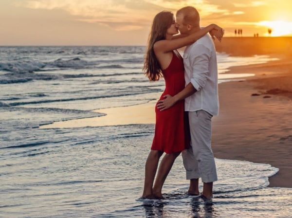 boyfriend-2-LN 300x400