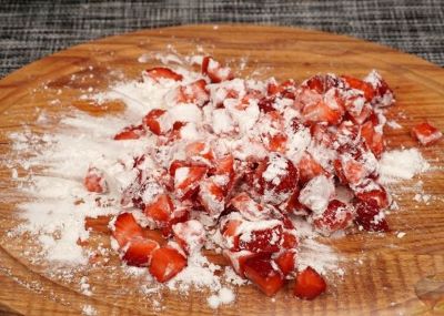 pichenie-s-klubnikoy-10-LN.jpg 600x400